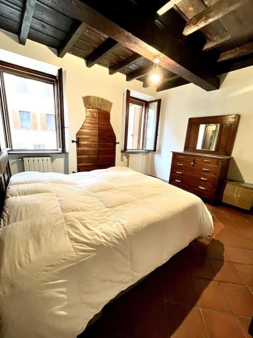Wonderful Central Apartment! Mantova Exteriér fotografie
